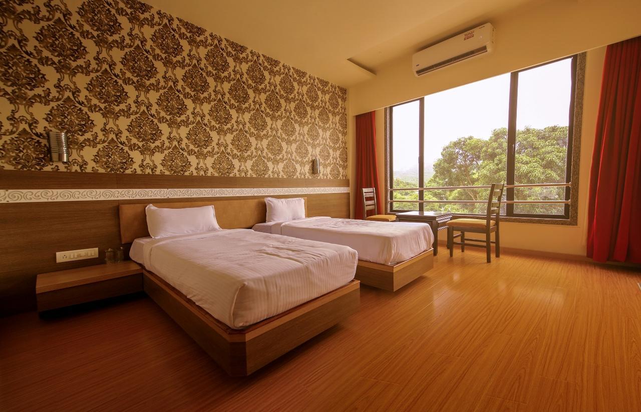 Saubhagya Inn International Lucknow Extérieur photo